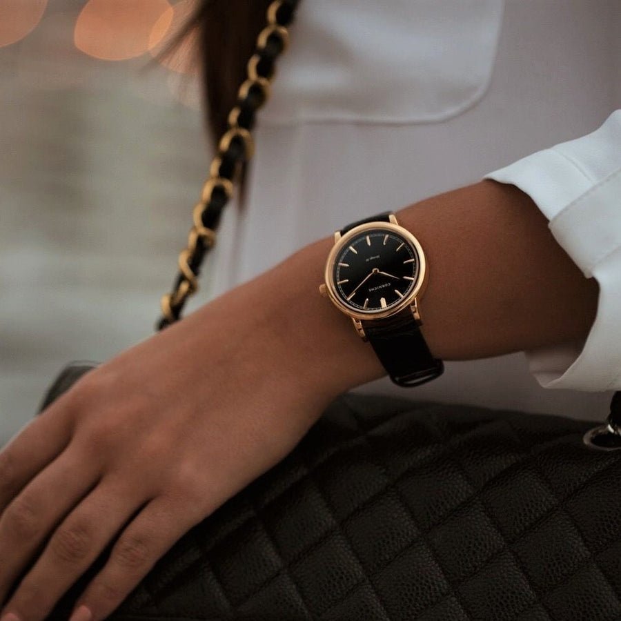 Corniche | Heritage 36 - Yellow Gold / Black Leather