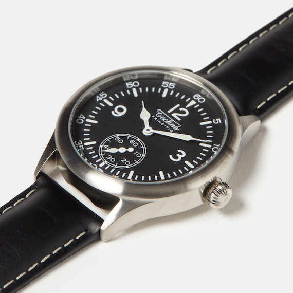 Techne | Merlin 246 - Black Leather