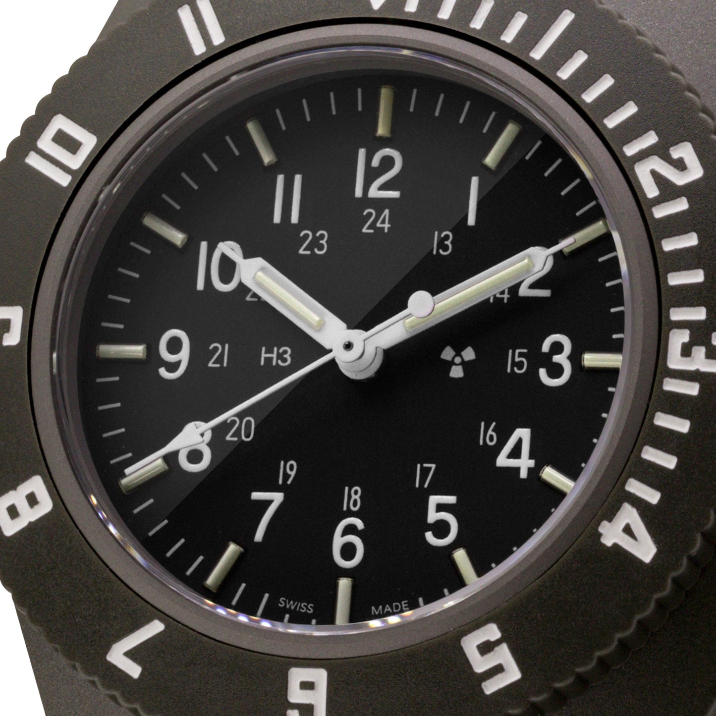 Marathon | Pilot's Navigator - 41mm Sage Green